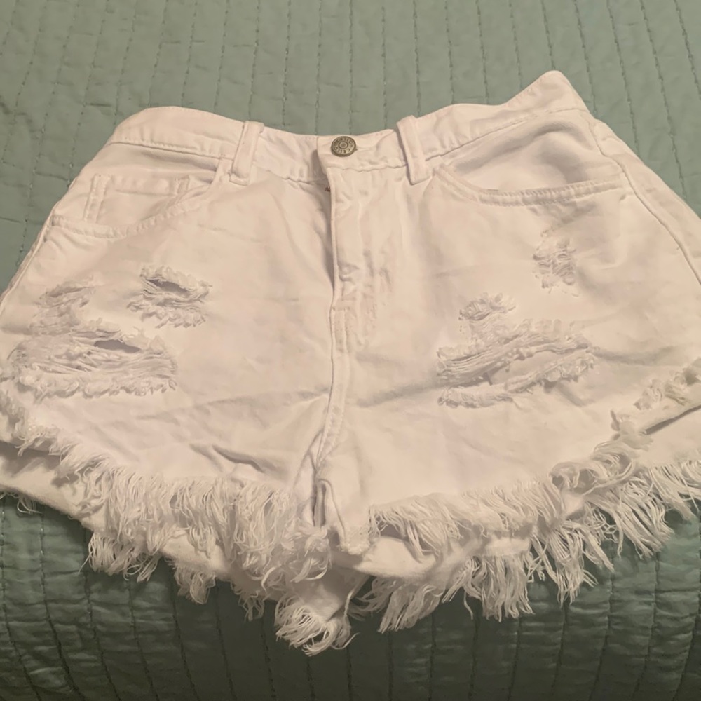 White high rise distressed shorts